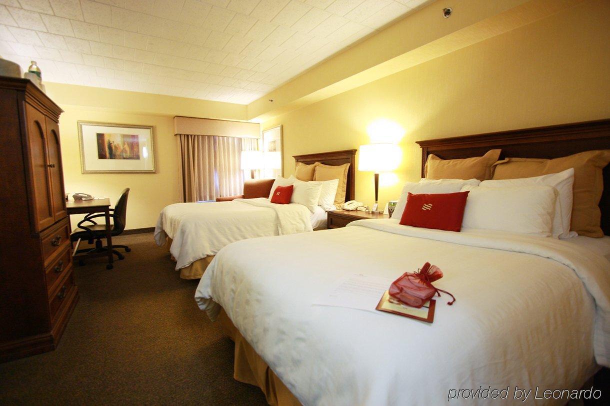 Fairfield Inn & Suites By Marriott Парамус Стая снимка